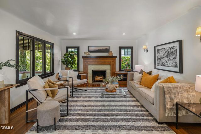859 Sunset Avenue, Pasadena, CA 91103
