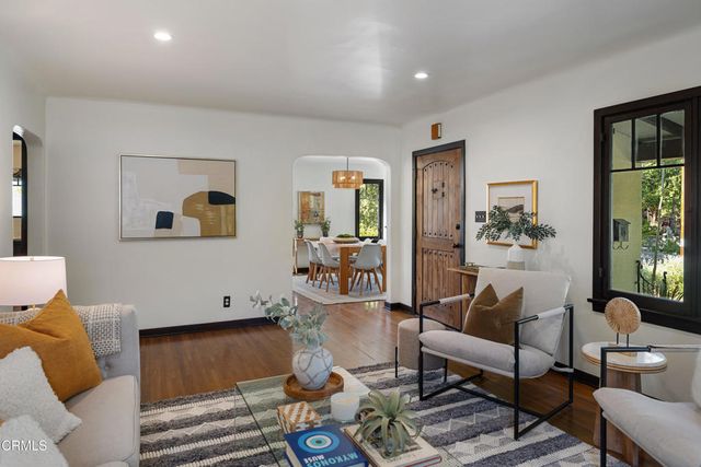 859 Sunset Avenue, Pasadena, CA 91103