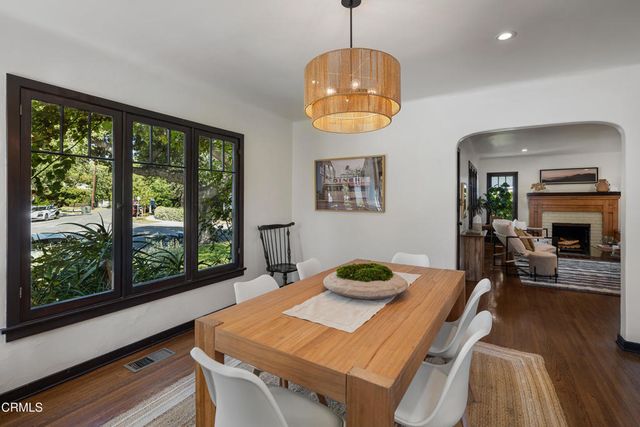 859 Sunset Avenue, Pasadena, CA 91103