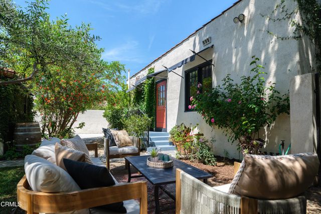 859 Sunset Avenue, Pasadena, CA 91103