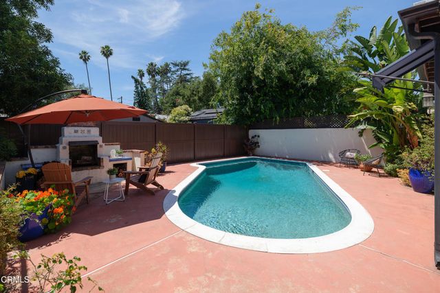 859 Sunset Avenue, Pasadena, CA 91103