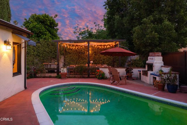 859 Sunset Avenue, Pasadena, CA 91103