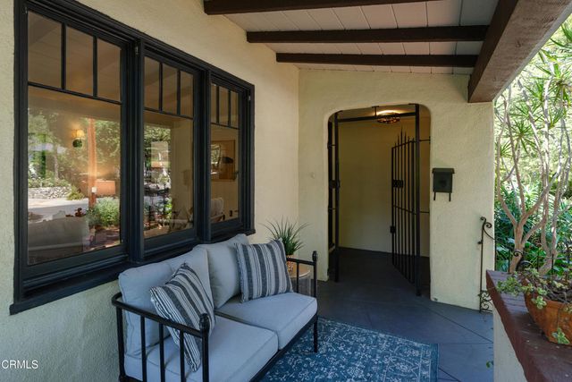 859 Sunset Avenue, Pasadena, CA 91103