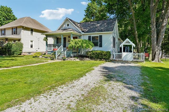 157 East Street, Oxford, MI 48371