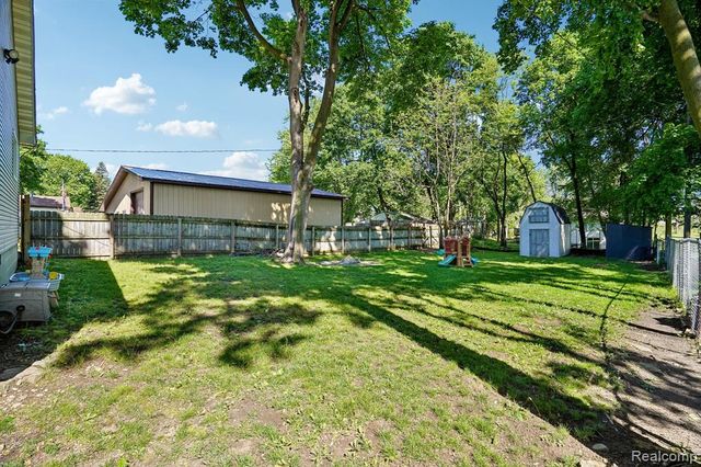 157 East Street, Oxford, MI 48371