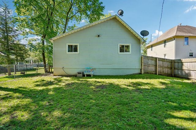 157 East Street, Oxford, MI 48371