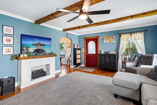 157 East Street, Oxford, MI 48371