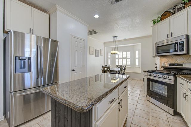 4007 Perry Knoll Court, Sugar Land, TX 77479