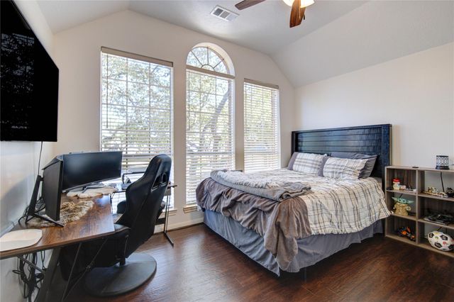 4007 Perry Knoll Court, Sugar Land, TX 77479