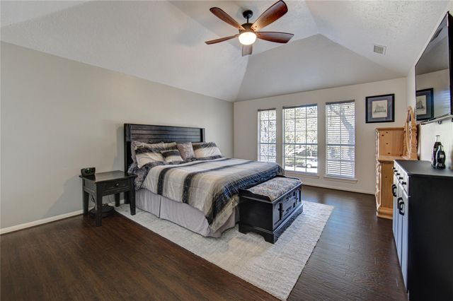 4007 Perry Knoll Court, Sugar Land, TX 77479