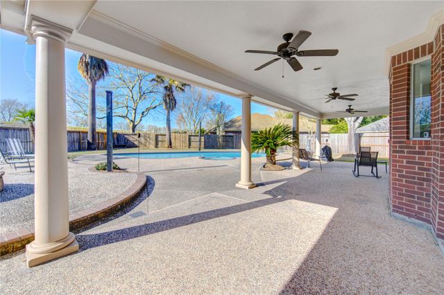 4007 Perry Knoll Court, Sugar Land, TX 77479