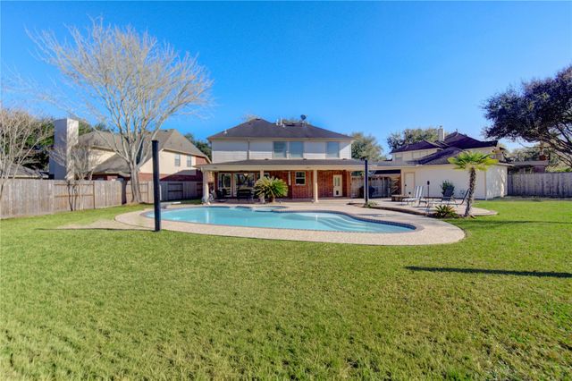 4007 Perry Knoll Court, Sugar Land, TX 77479