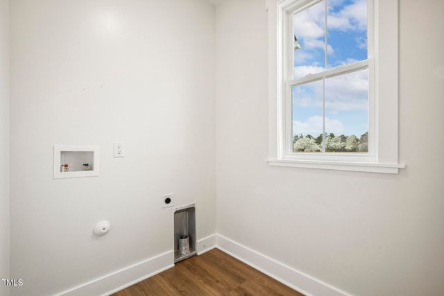 239 Surles Road, Benson, NC 27504