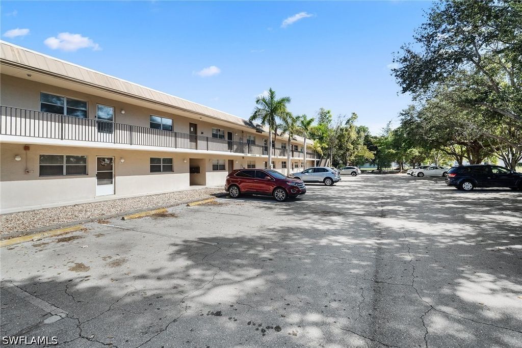 1560 Colonial BLVD 234, Fort Myers, FL 33907