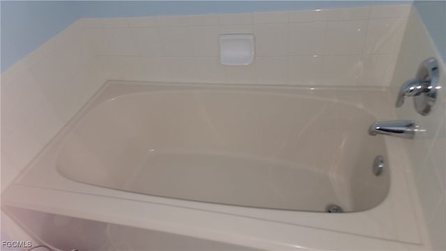 1865 Concordia Lake CIR 402, Cape Coral, FL 33909