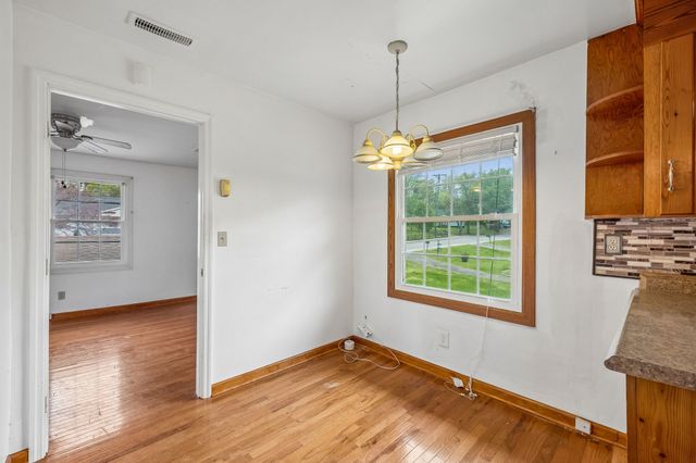 1031 College Ave, Nashville, TN 37209