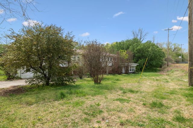 1031 College Ave, Nashville, TN 37209