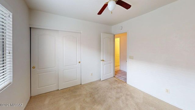 932 W Brave River Place, Tucson, AZ 85704