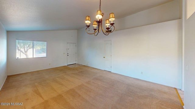 932 W Brave River Place, Tucson, AZ 85704