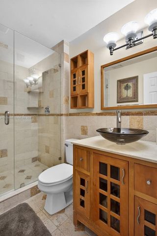 5115 NW 51st Ave, Coconut Creek, FL 33073