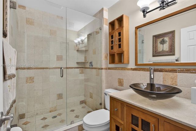 5115 NW 51st Ave, Coconut Creek, FL 33073