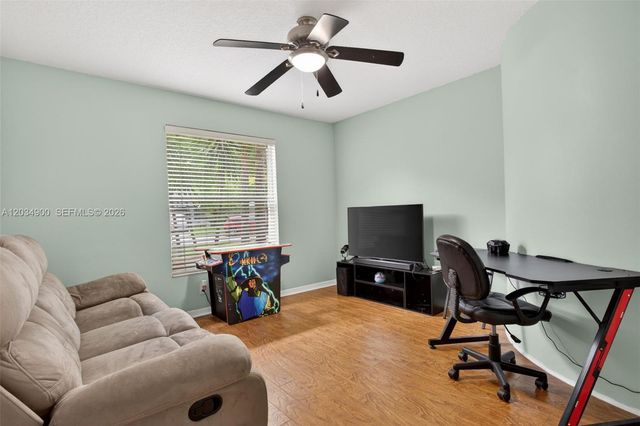 5115 NW 51st Ave, Coconut Creek, FL 33073