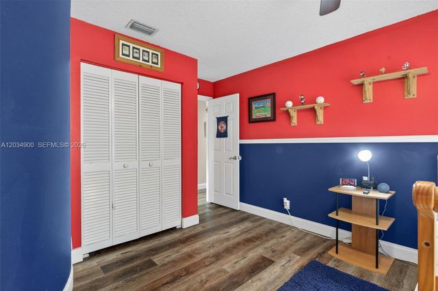 5115 NW 51st Ave, Coconut Creek, FL 33073