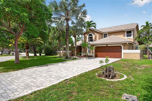 5115 NW 51st Ave, Coconut Creek, FL 33073