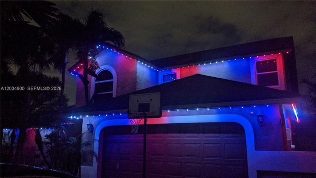 5115 NW 51st Ave, Coconut Creek, FL 33073