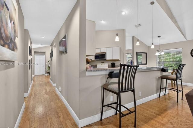 5115 NW 51st Ave, Coconut Creek, FL 33073