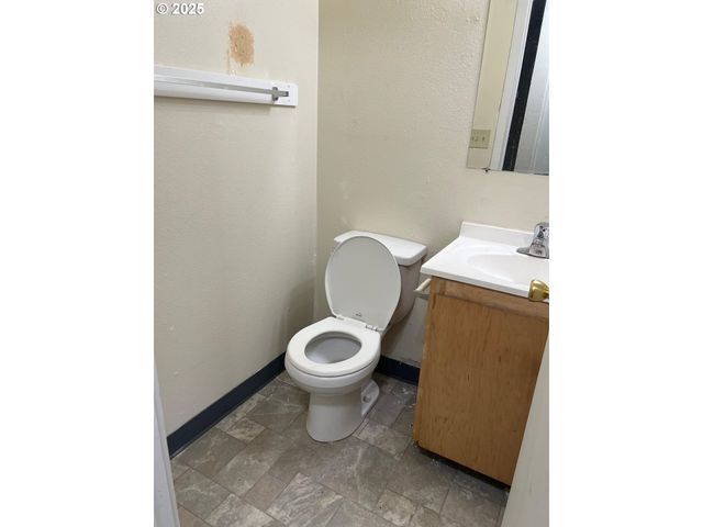 19901 Sw MEADOWBROOK Ct, Beaverton, OR 97078