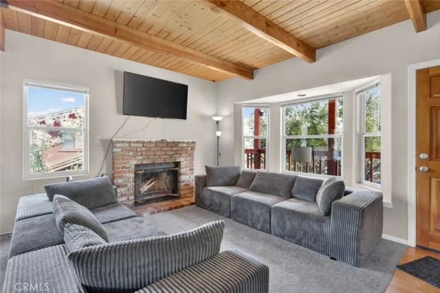 2005 Zermatt Drive, Pine Mountain Club, CA 93222