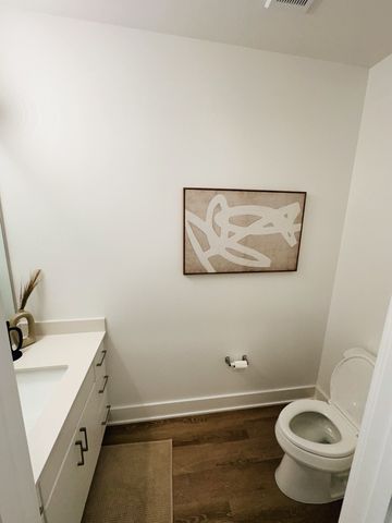 542 Southgate Ave Apt 203, Nashville, TN 37203
