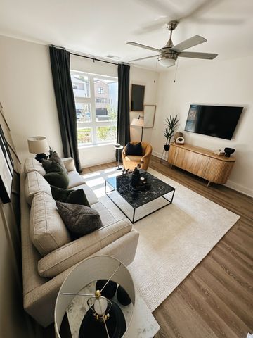 542 Southgate Ave Apt 203, Nashville, TN 37203