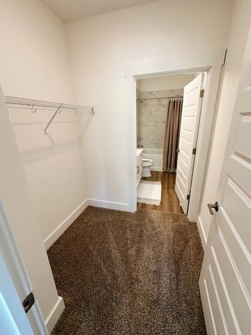 542 Southgate Ave Apt 203, Nashville, TN 37203