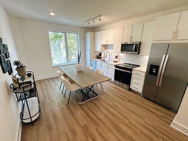 542 Southgate Ave Apt 203, Nashville, TN 37203