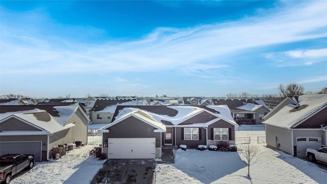 104 NE 23rd Court, Grimes, IA 50111