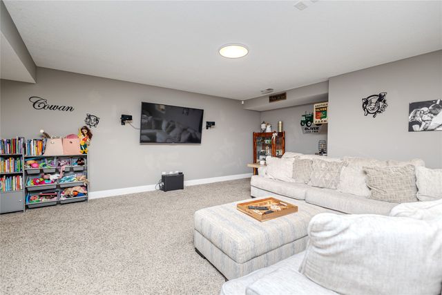 104 NE 23rd Court, Grimes, IA 50111