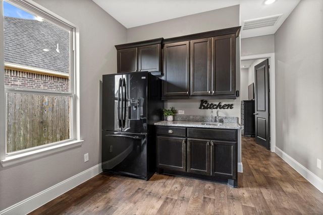 2610 Lazy Vine Lane, Missouri City, TX 77459