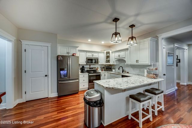 895 Woodlawn Rd 3, Bardstown, KY 40004