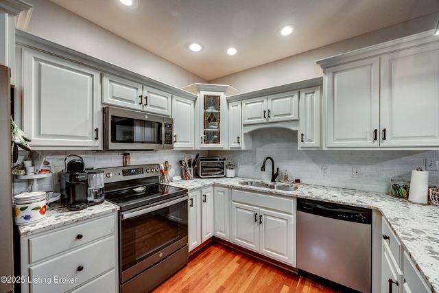 895 Woodlawn Rd 3, Bardstown, KY 40004