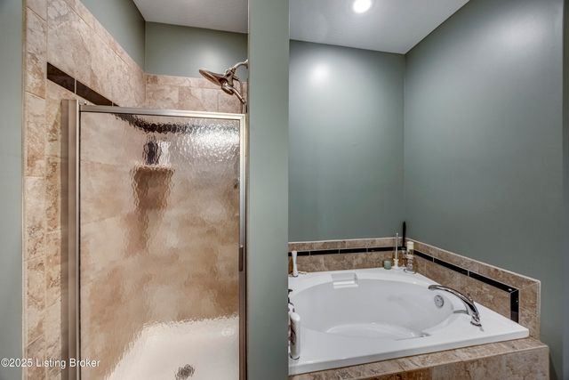 895 Woodlawn Rd 3, Bardstown, KY 40004