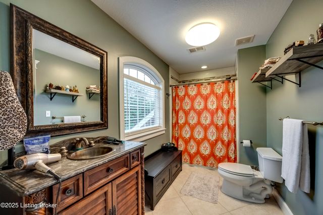 895 Woodlawn Rd 3, Bardstown, KY 40004