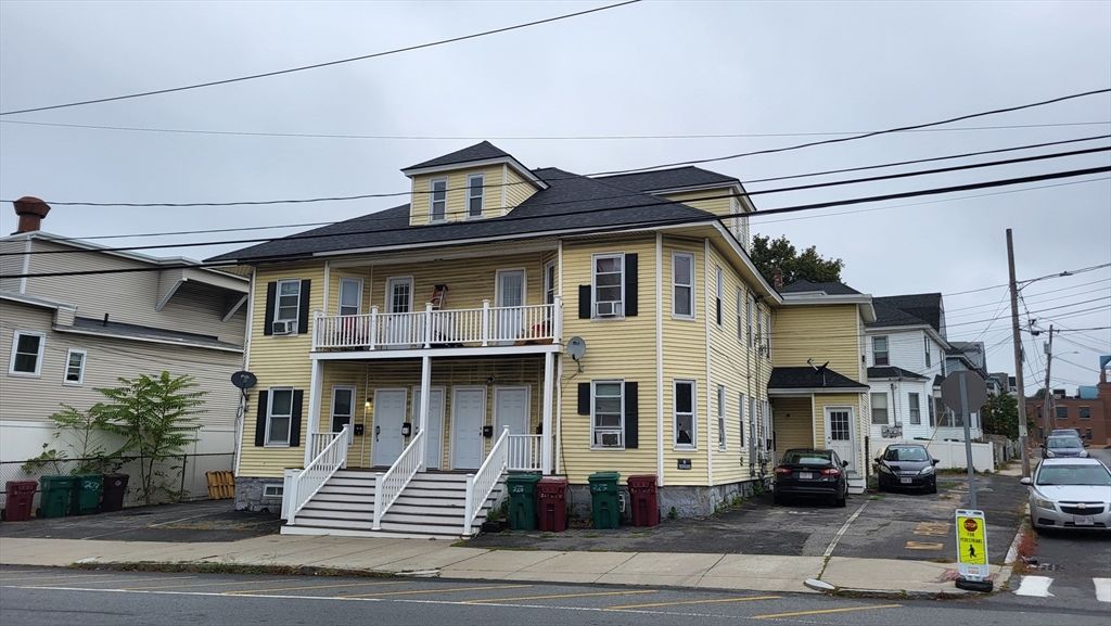 273 West Sixth 273, Lowell, MA 01850