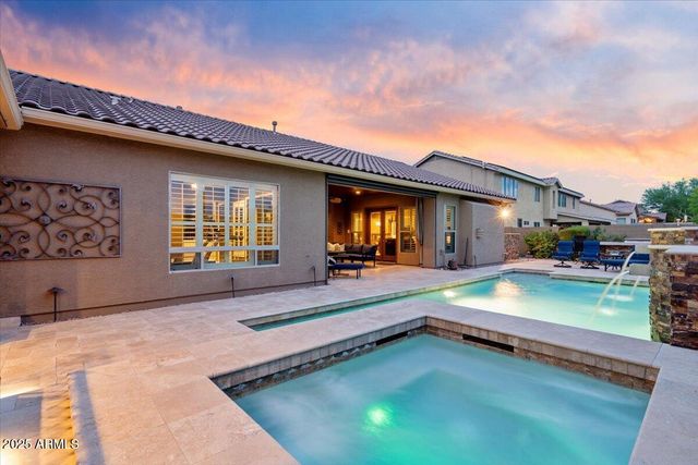 2237 W TWAIN Drive, Anthem, AZ 85086