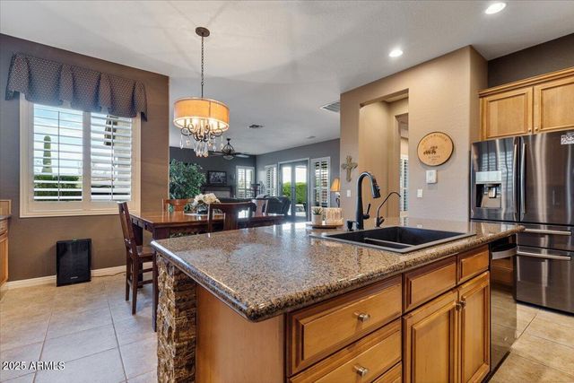 2237 W TWAIN Drive, Anthem, AZ 85086