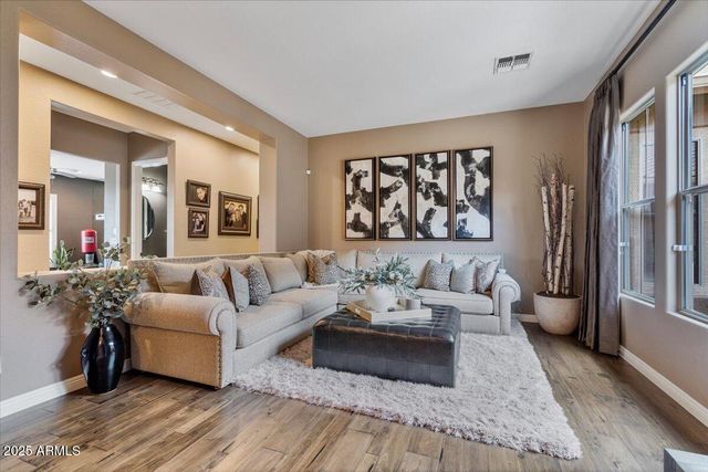 2237 W TWAIN Drive, Anthem, AZ 85086