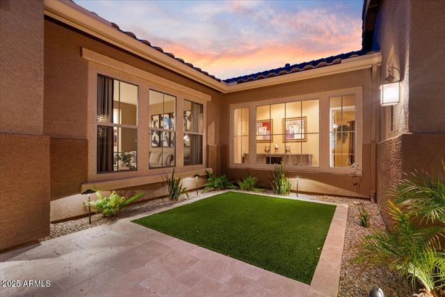 2237 W TWAIN Drive, Anthem, AZ 85086