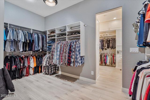 2237 W TWAIN Drive, Anthem, AZ 85086