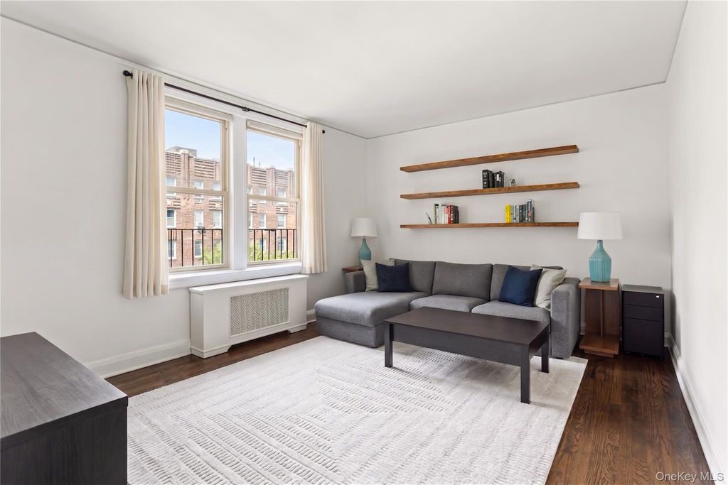 43-10 48th Avenue 5R, Woodside, NY 11377 — exterior